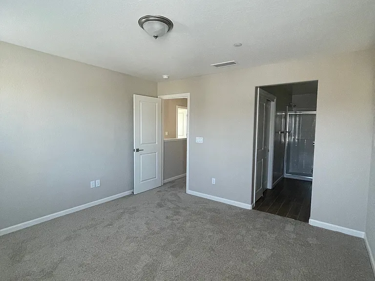 1109 Elevations Way W — Photo 28