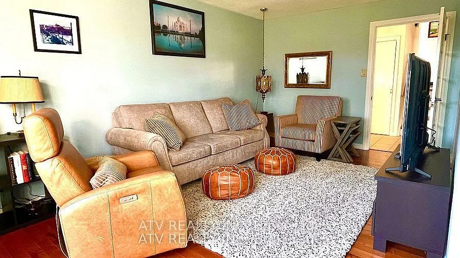 3 bed, $2,999 — Photo 4