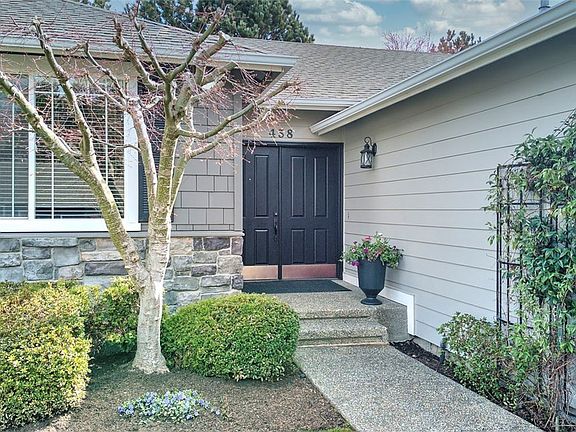 2nd image of 458 243rd Pl SE