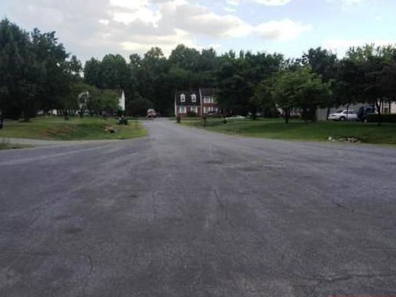 3rd image of 7712 Jennifer Scott Ct