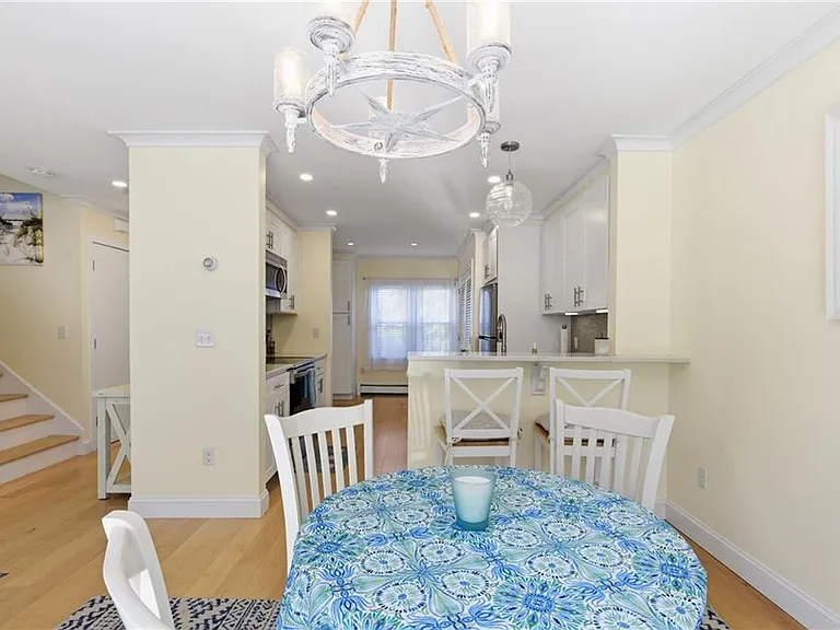 61 Clinton St #C — Photo 11