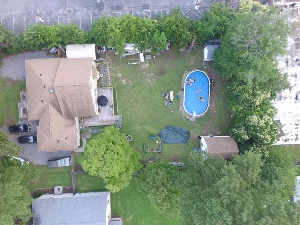 1069 Burlington Rd, Virginia Beach, VA 23464