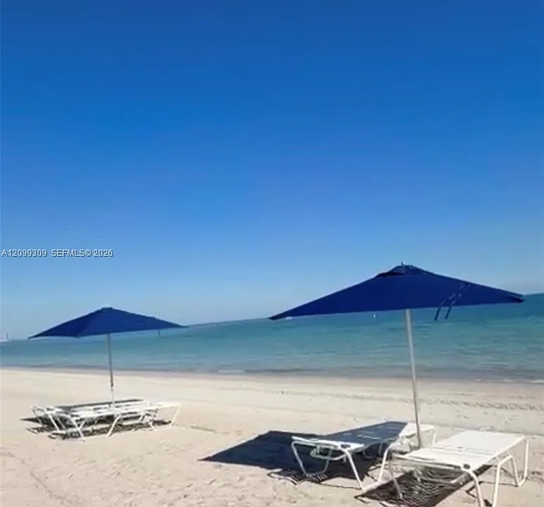 607 Ocean Dr #4K