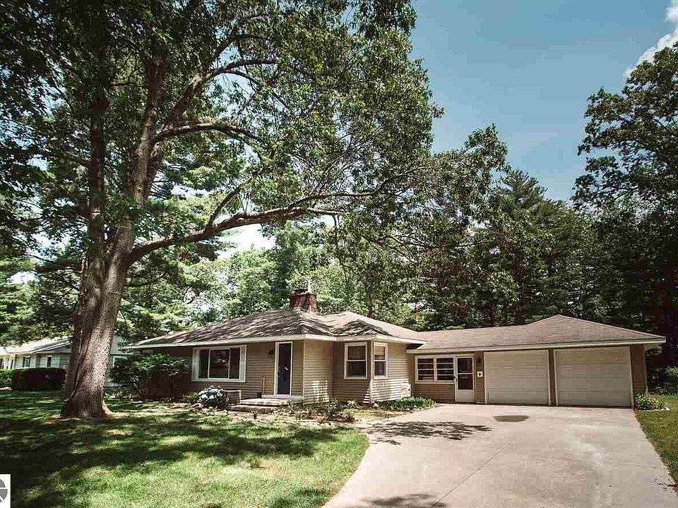 1st image of 541 Belmont Dr