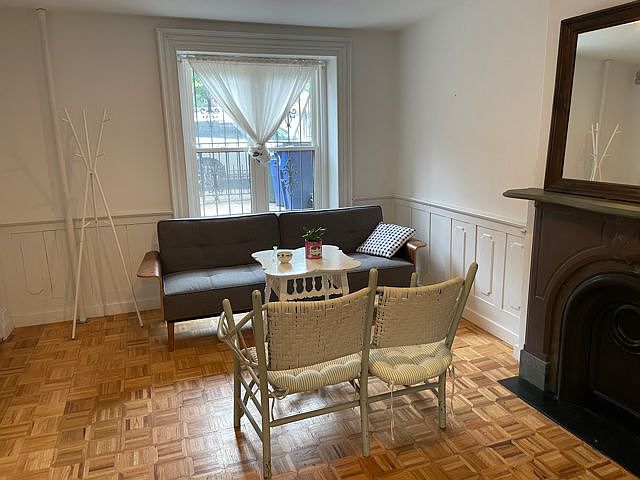1st image of 149A Lexington Ave