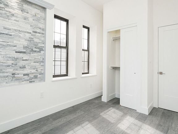 4th image of 60 Saint Nicholas Ave #3R