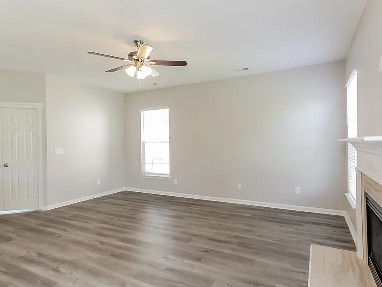 7223 Claiborne Woods Rd — Photo 6