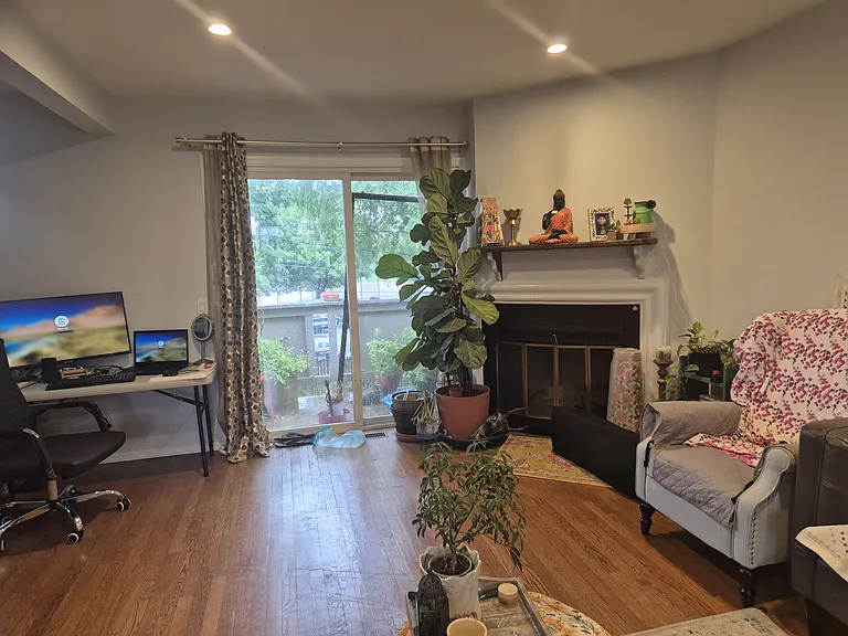 21 Park St #4 — Photo 7