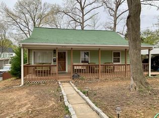 1944 Griffith Rd, Falls Church, VA 22043