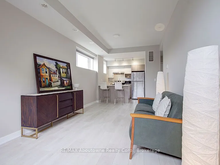 1127 Cooke Blvd #501 — Photo 9