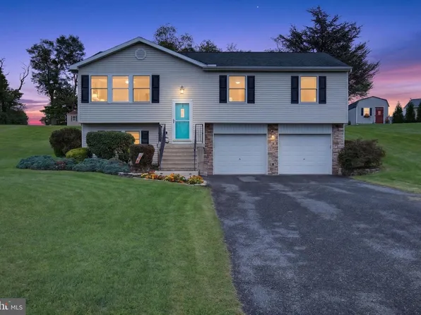 311 Nebinger St, Lewisberry, PA 17339
