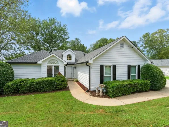 4057 Longford Dr NE, Marietta, GA 30066