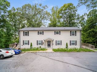 615 Dumaine St #D, Eden, NC 27288