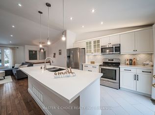 3294 Rhonda Valley, Mississauga, ON L5A 3E9