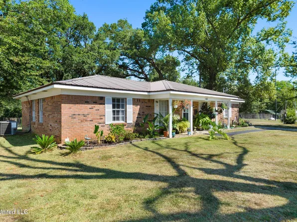 446 Park St, Lucedale, MS 39452