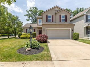 2366 Chelsea St, Avon, OH 44011