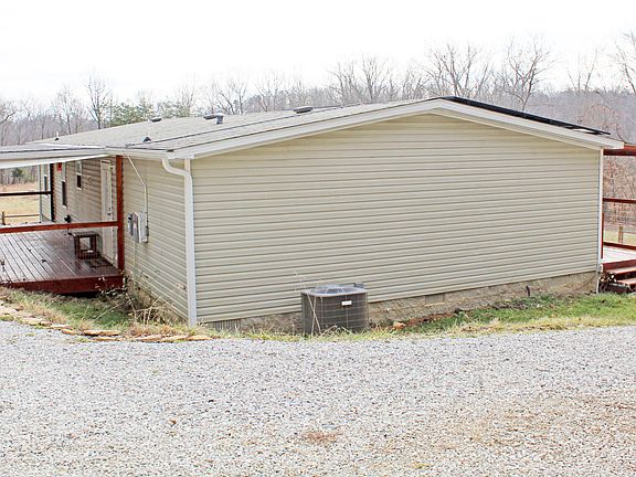 4th image of 1036 Jesse Sears Rd