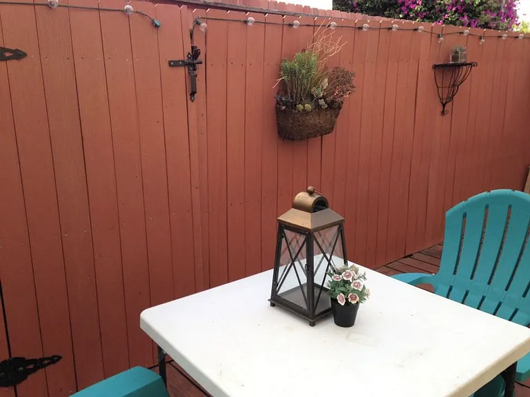 Courtyard at Cordova Apts — Photo 53