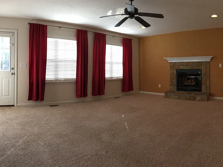 104 Runnymeade Dr — Photo 15