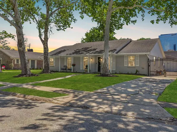 10723 Wickersham Ln, Houston, TX 77042