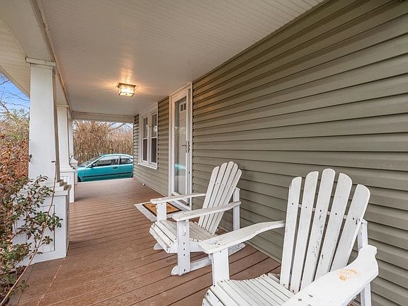 5th image of 83 Painter Ln