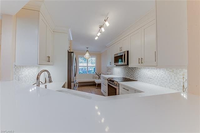 1st image of 340 Horse Creek Dr APT 106