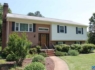 2306 Greenbrier Dr, Charlottesville, VA