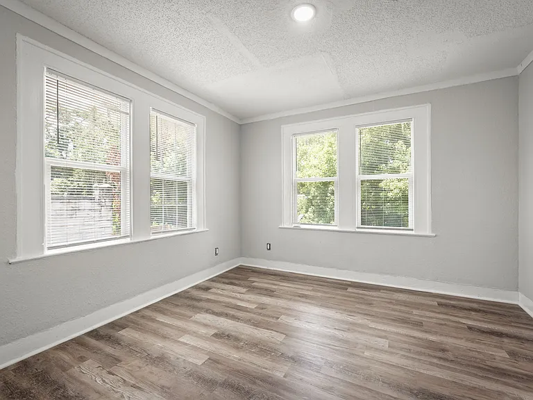 3524 Boulevard #3 — Photo 15
