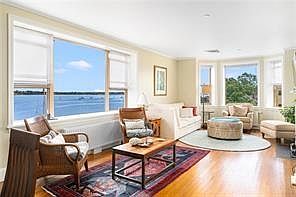 2nd image of 1180 Narragansett Blvd APT C3