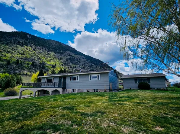 5315 Saddle Rock Rd, Butte, MT 59701