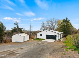 10 Cedar Hill Dr, Yakima, WA 98908