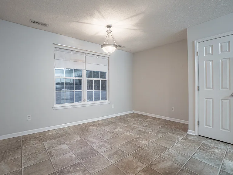 2715 Amidala Ln — Photo 15