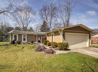 8674 Fox Ridge Ln, Indianapolis, IN 46256