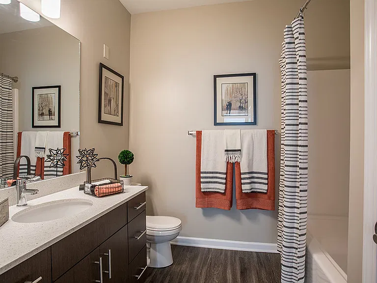 The Landings at Meadowood Apartment Homes — Photo 6