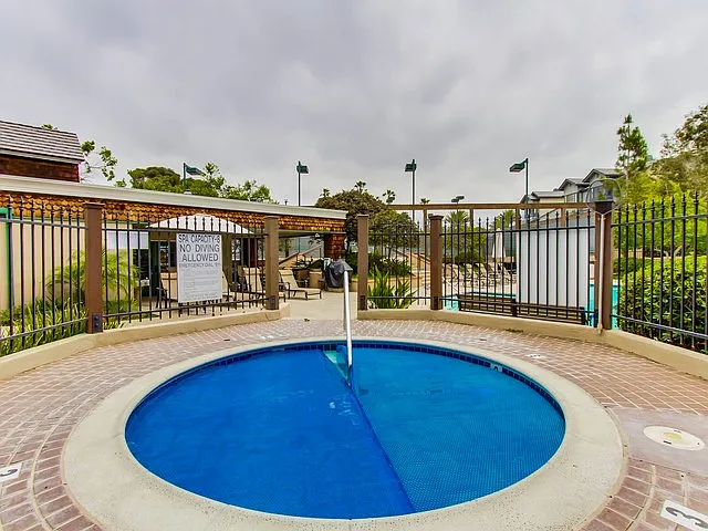 8860 Villa La Jolla Dr #218 — Photo 14