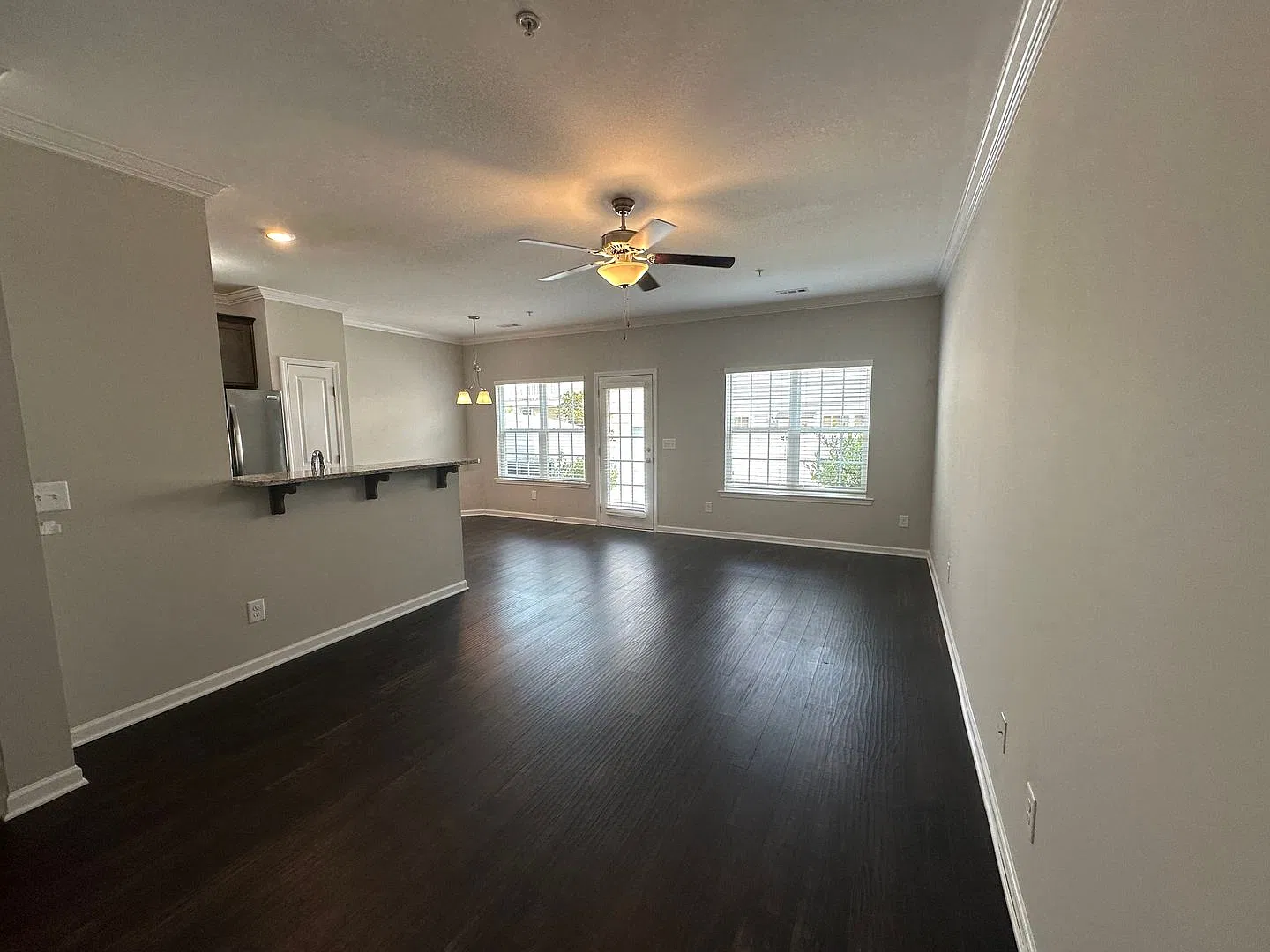 Amazing 3 Bed 2.5 Bath Townhome in Spring Hill — Photo 2