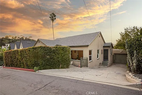 1119 Princeton Dr Photo 1