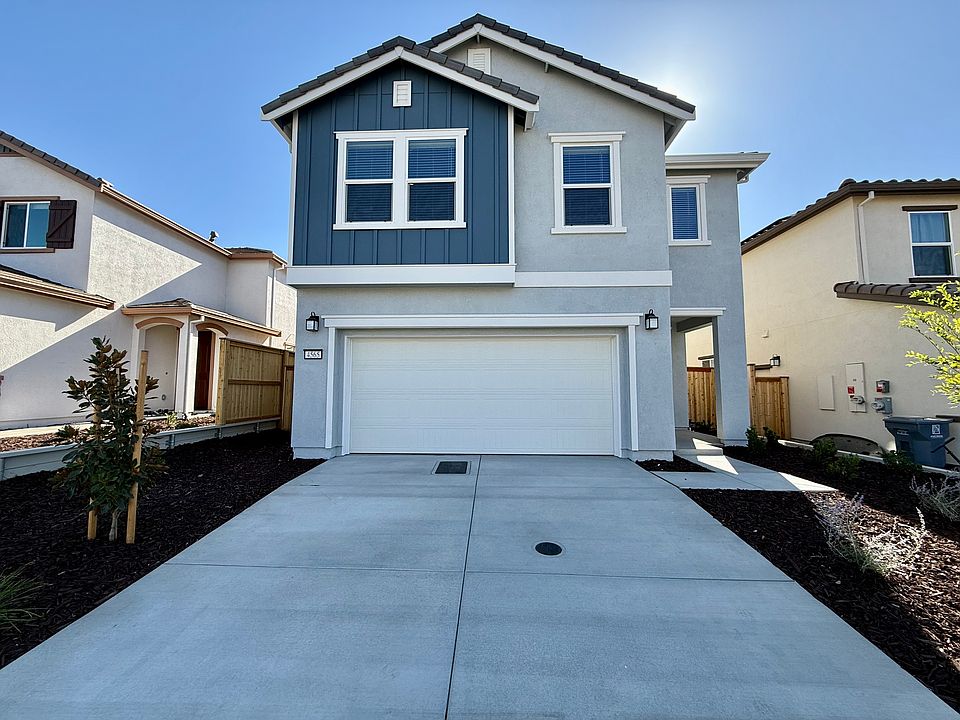 1st image of 4565 Field View Dr