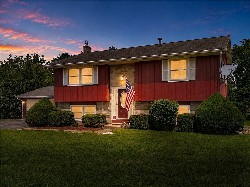 1st image of 8 Oneida Ave