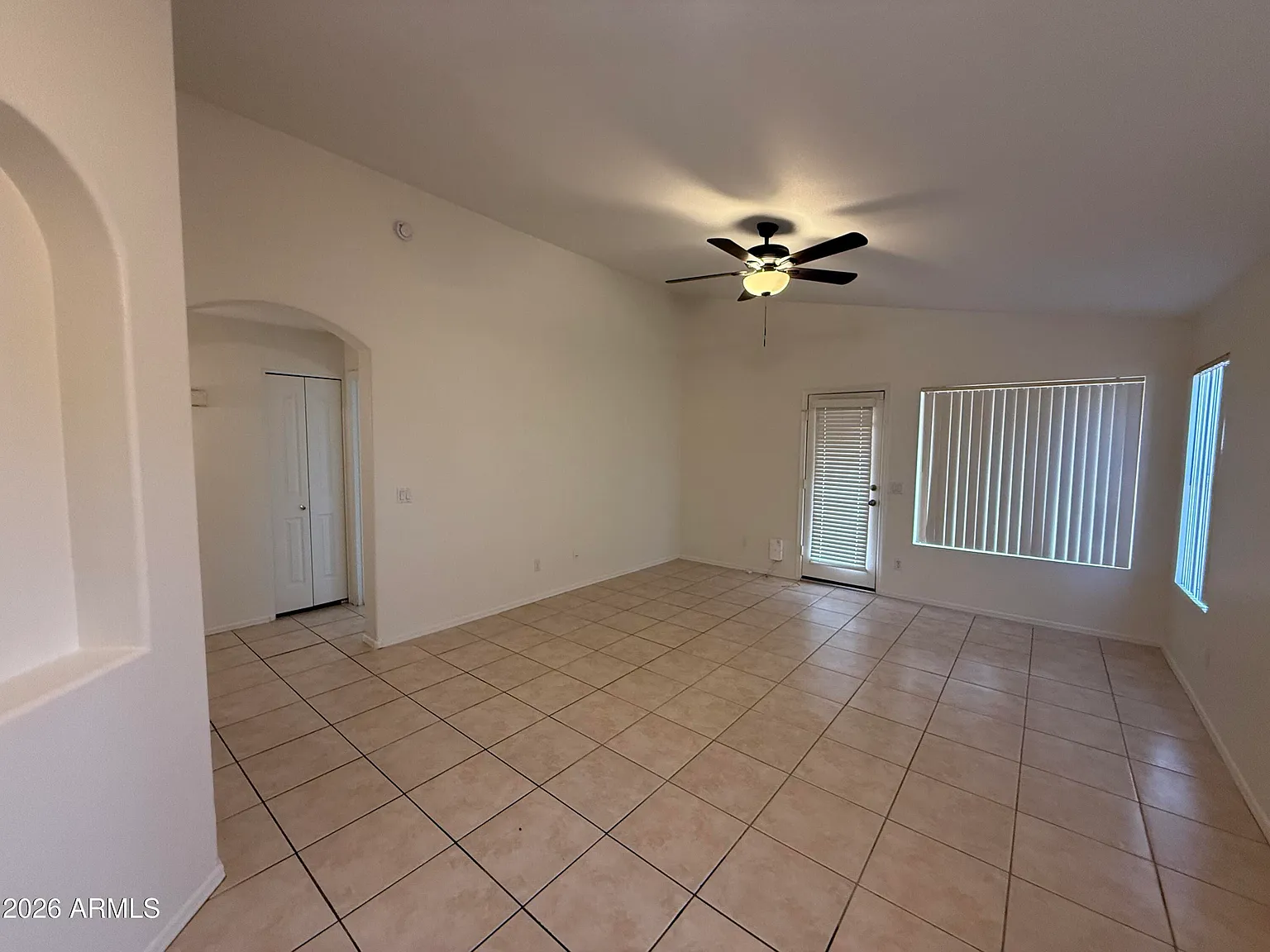 3 bed, 2.0 bath, 1317 sqft, $2,250 — Photo 3