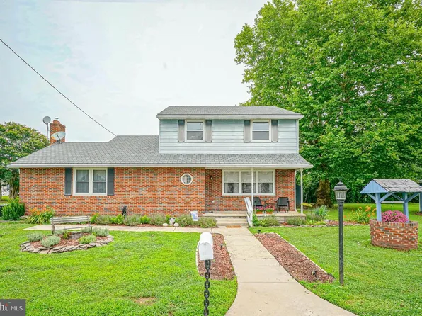 132 Dartmouth Rd, Pennsville, NJ 08070