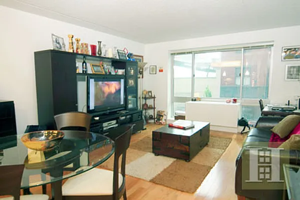 Rented by Halstead Real Estate | media 15