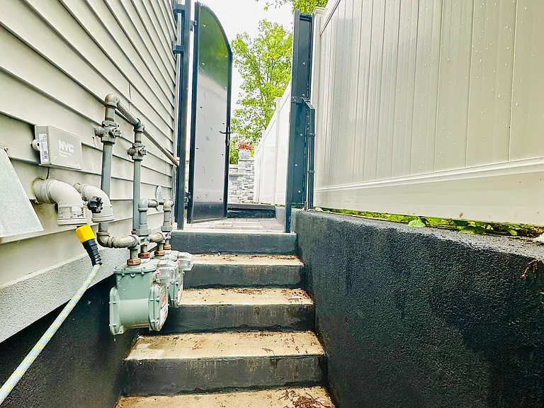 74 Harris Ln #B — Photo 11