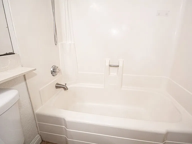 22840 Hilton Head Dr #127 — Photo 26