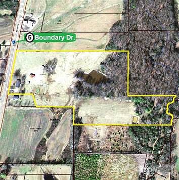3rd image of 16568 Boundary Dr