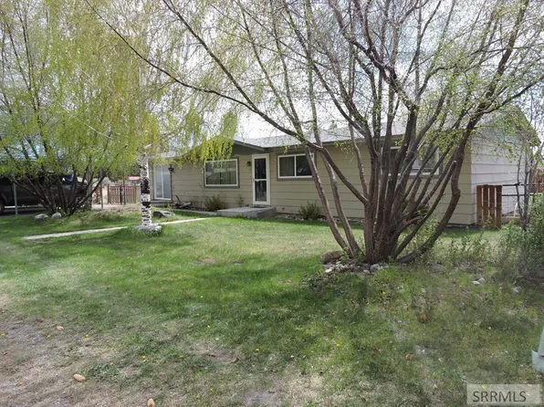 12 Greene Way, Mackay, ID 83251