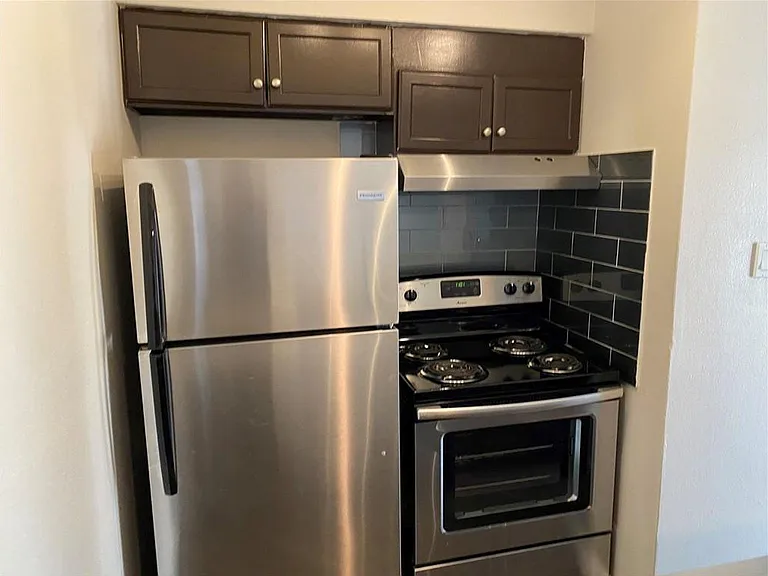 4314 Gillis St #208 — Photo 4