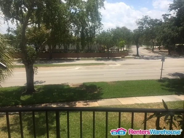 7201 Miami Lakes Dr W #B12, Miami Lakes, FL 33014