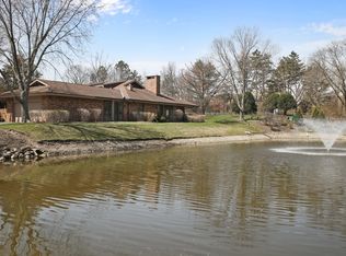 1234 Indian Trail Rd, Hinsdale, IL