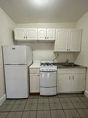 Rented by Peter R. Hungerford, LREB | media 13